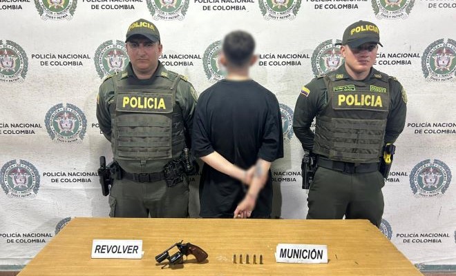 Gracias a una reacción policial, eficaz, eficiente y efectiva son incautados un revólver y munición