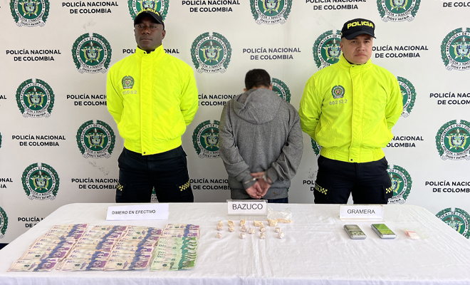 En el procedimiento adelantado fueron incautadas varias dosis de bazuco  