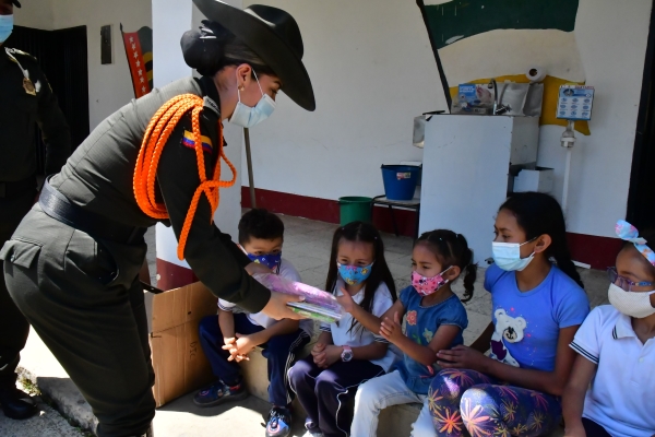 Campaña unidos somos útiles