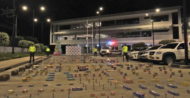 Media tonelada de pólvora incautó la policía en Caquetá