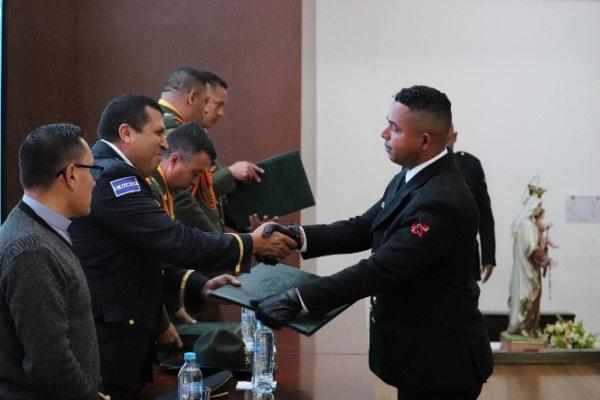 Graduaci&oacute;n Instructores Caninos.