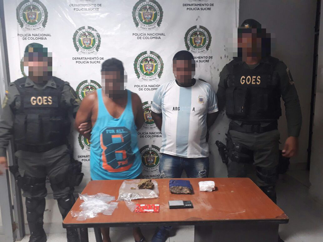 capturados con 4 kilos de marihuana 