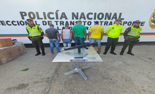 En el corregimiento de Mingueo, capturan a cuatro personas con un fusil AR-22