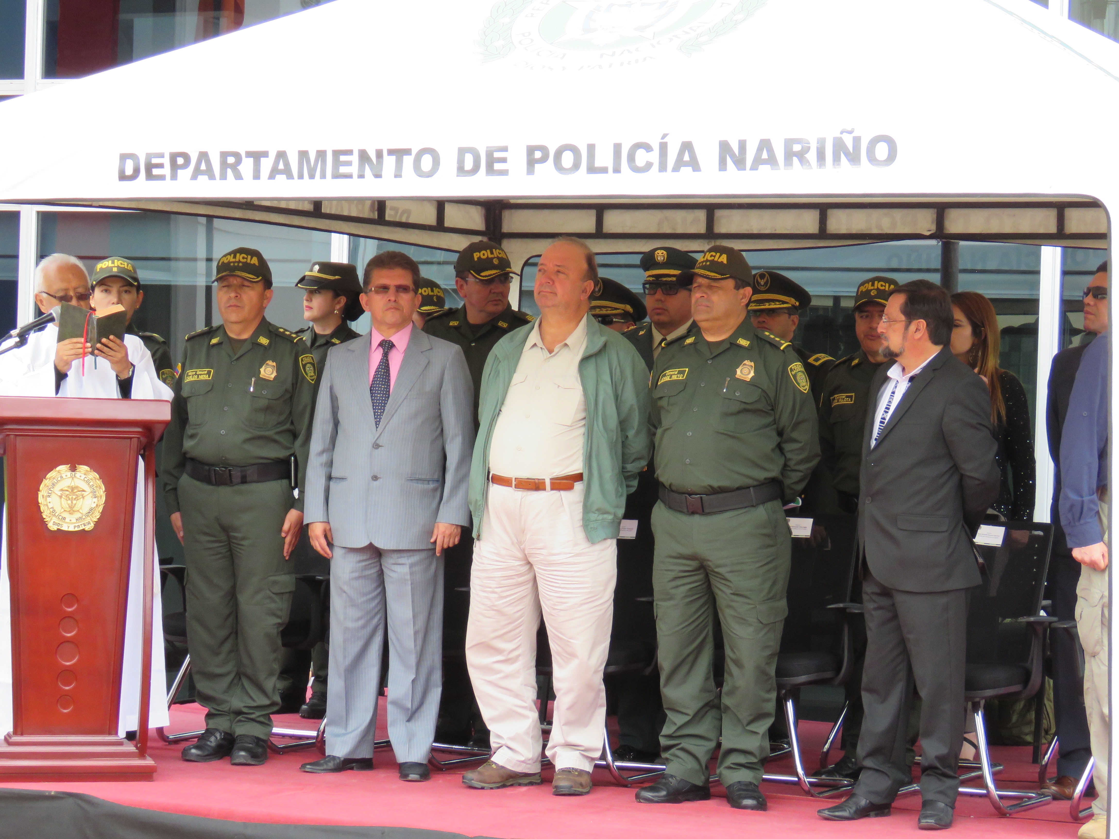 Autoridades que asistieron al evento