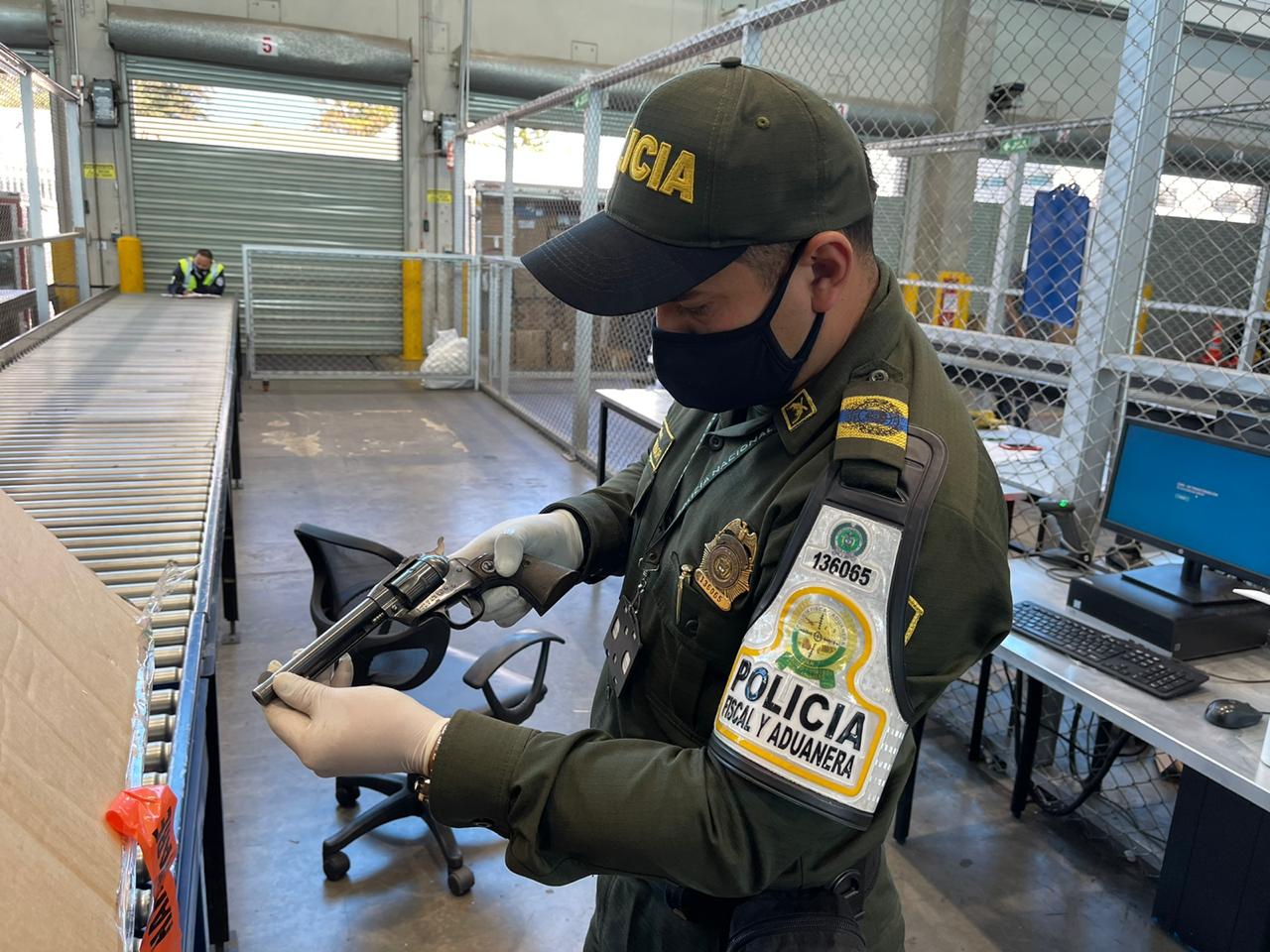 Lucha- frontal- contra- el- tráfico- de- armas- de- fuego