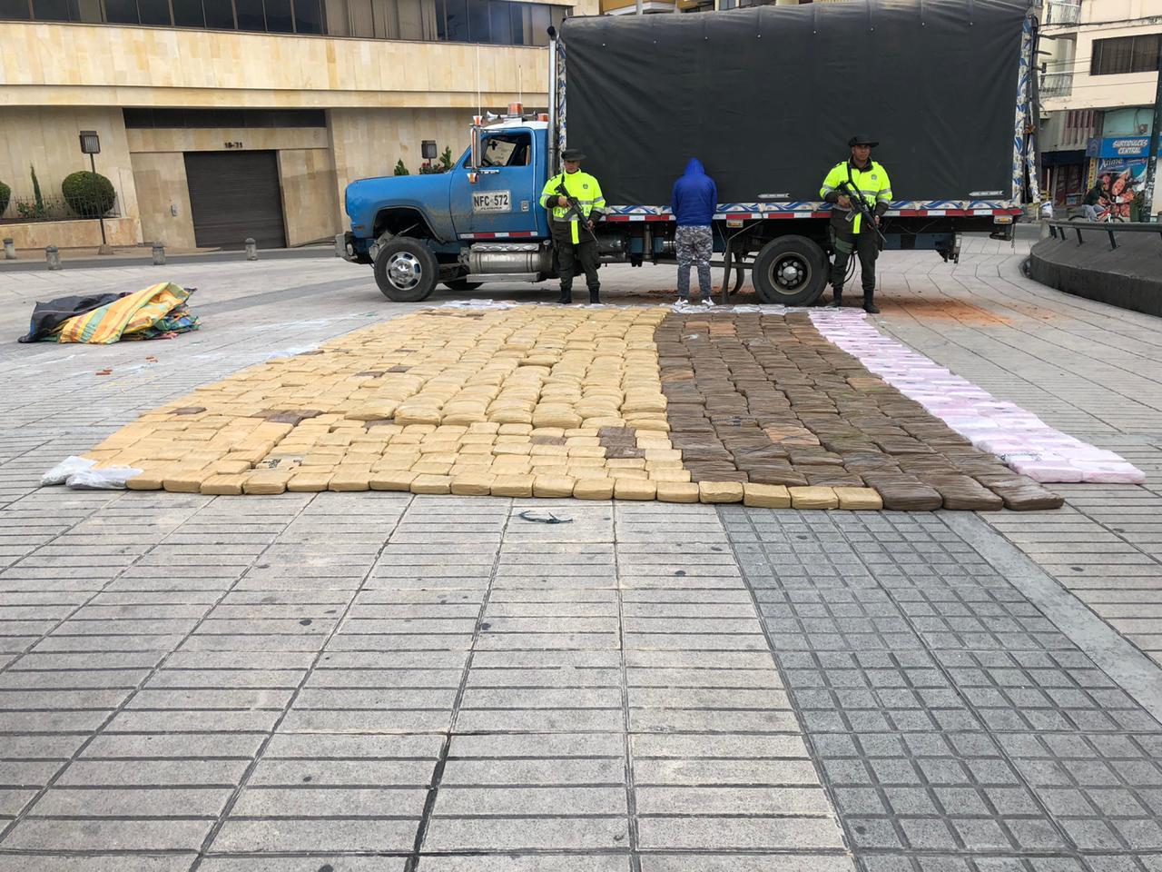 Incautación-de-756-kilos-de-marihuana