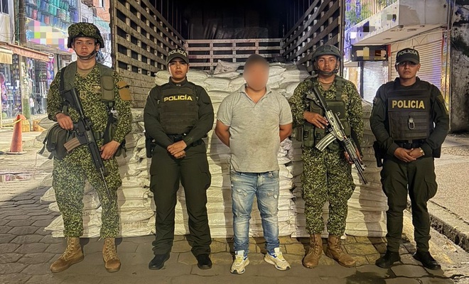 Dos Policías, dos Soldados y Un capturado por insumos químicos