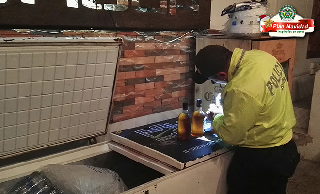 Avanza-ofensiva-de-la Policía Nacional-contra-la-comercialización-de-licor fraudulento