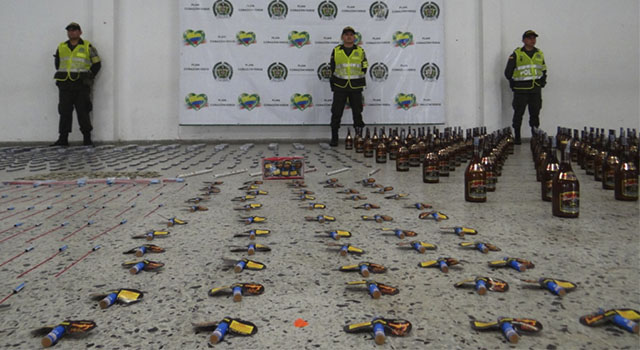 incautamos-licor-polvora-policia-meta