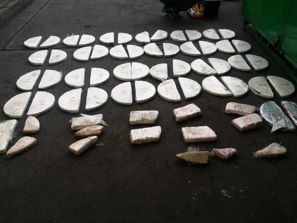 Incautamos más de 450 kilos de marihuana que transitaban por las carreteras costeras del país