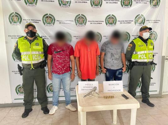 La Policía Nacional capturó tres sujetos que al parecer intentaron cometer un homicidio en el municipio de San Martín