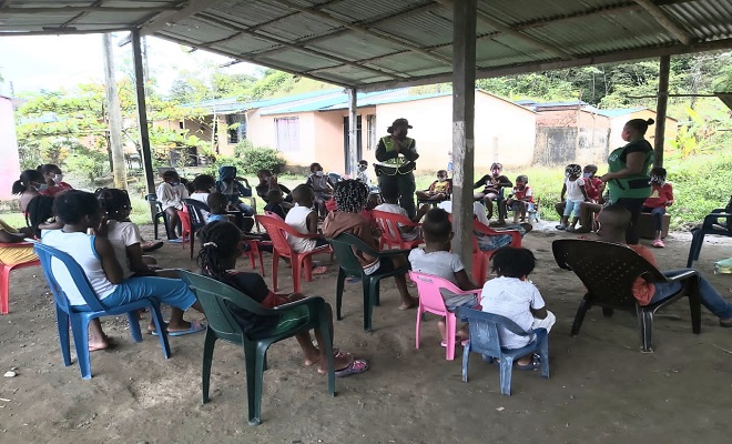 La patrullera Hanssy es protagonista de una historia muy especial 