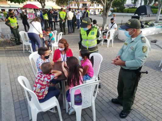 La_policía_en_santander_garantiza_los_derechos_de_nuestros_niños_niñas_y_adolescentes_ 4