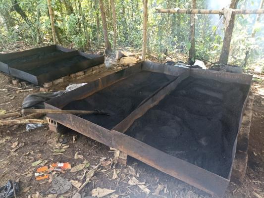 Hallamos-un-laboratorio-de-producción-de-permanganato-de-potasio-en-Putumayo