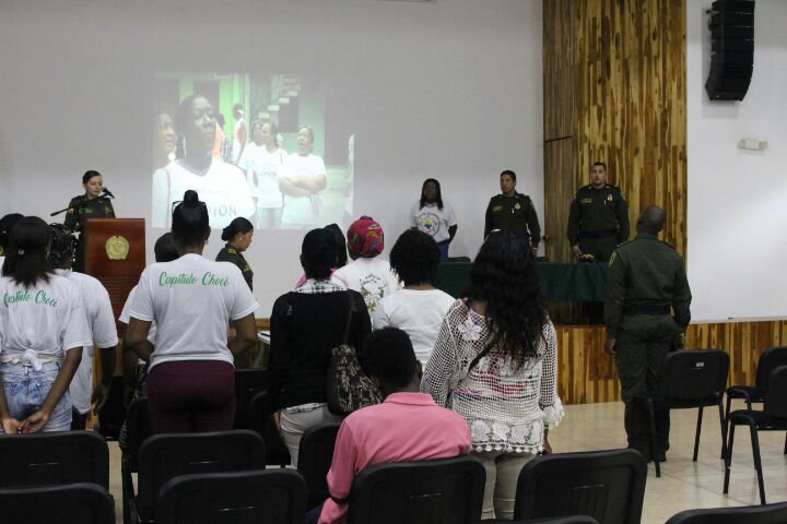 30-lideresas-del-Chocó-se-suman-a-la-educación-y-prevención-ciudadana