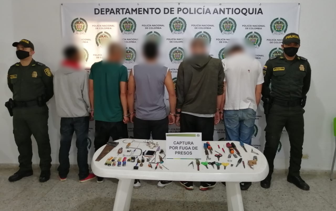 en coordinación con el Ejército Nacional y personal de la Alcaldía municipal de Abejorral