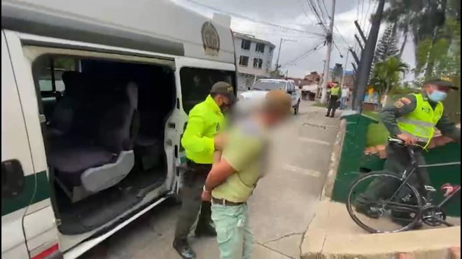 Logramos_capturar_en_flagrancia_a_un_hombre_por_hurtar_una_bicicleta_en_barbosa_4