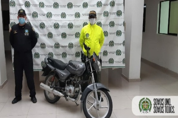 Logramos-la-recuperación-de-una-motocicleta-y-la-incautación-de-un-vehículo-por-embargo