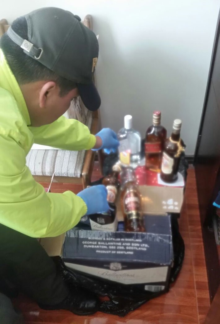 La operación policial -Los norteños-permitió acabar con-licor como un producto legal y original-Nariño