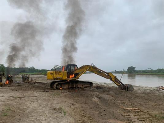 Capturamos 31 personas en cuatro operaciones simultáneas en contra de la minería ilícita a nivel nacional.