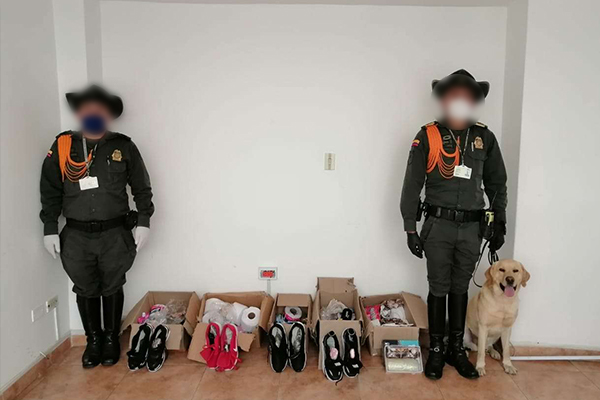 Incautación de marihuana en zapatillas