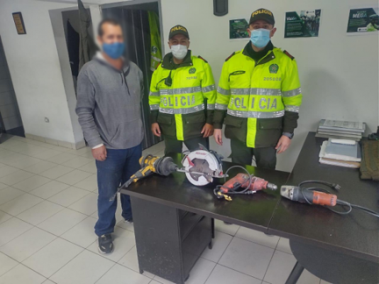 Mediante una rápida reacción recuperamos mercancía hurtada