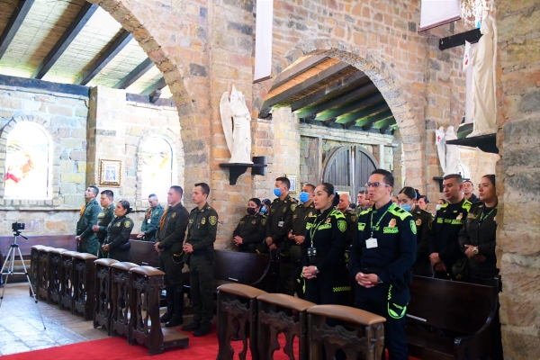 Ceremonia héroes de Colombia
