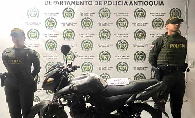 Policía Nacional recupera motocicleta en control vehicular en Yarumal