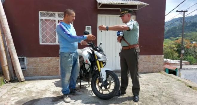 En menos de una hora logramos recuperar una motocicleta hurtada.