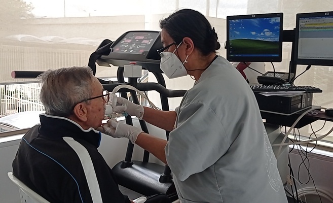 Niños, adultos mayores y personas con enfermedades crónicas: en mayor riesgo de contraerlas.