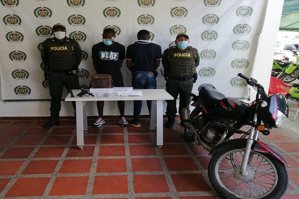 Cuatro armas de fuego fueron incautadas.