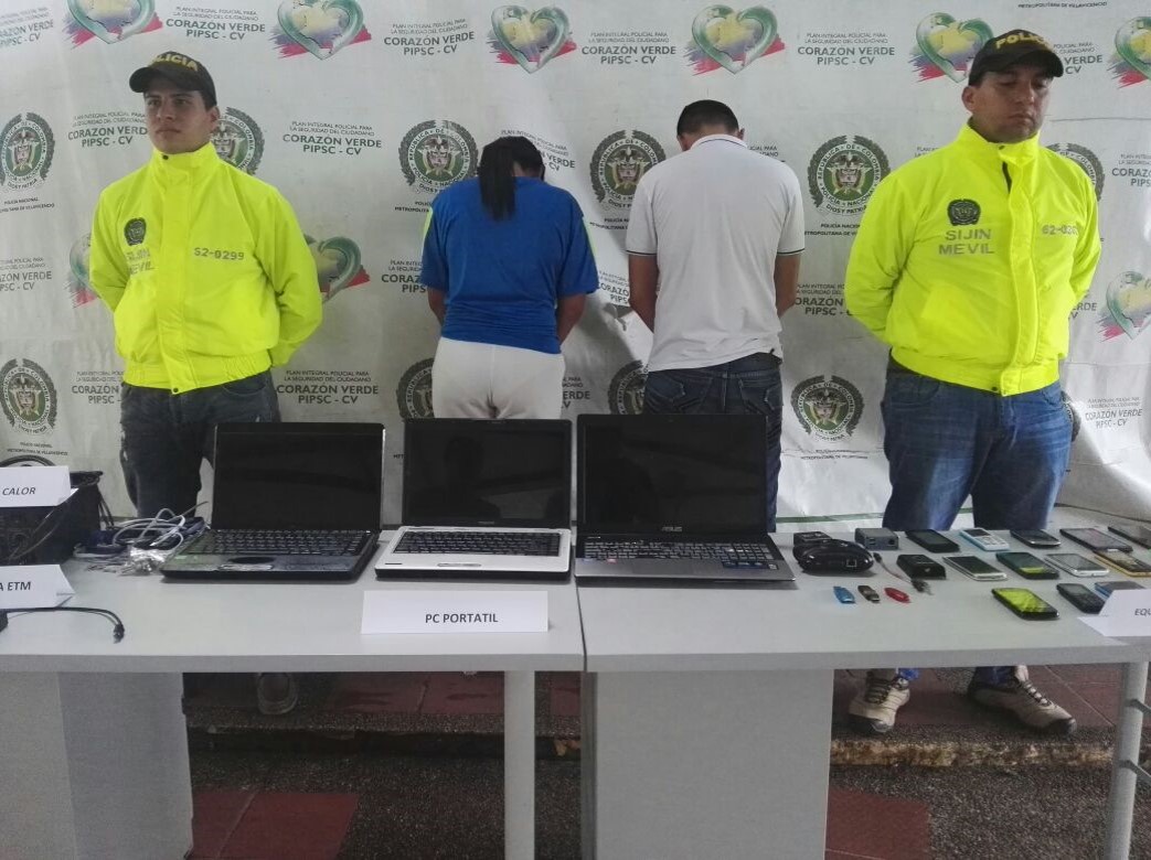 POLICIA NACIONAL- NAVIDAD-SEGURIDAD-diligencias de registro y allanamiento-incautación-más-de-100- celulares 