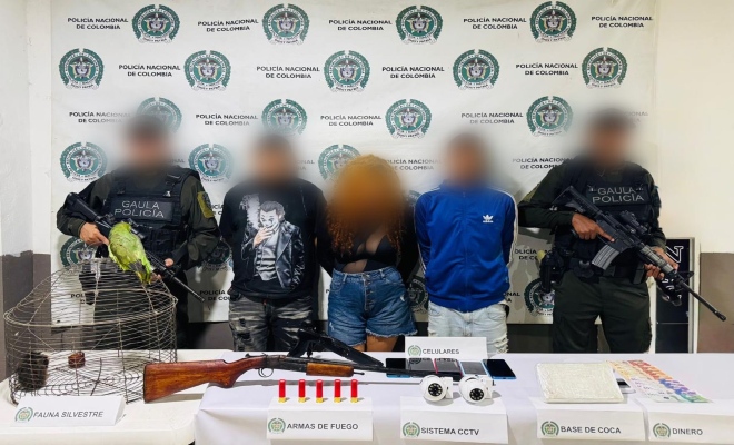  Dos polic&iacute;as y tres capturados del Clan del Golfo
