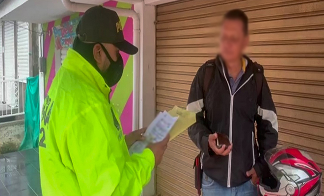 Capturados funcionarios y exfuncionarios públicos por presunta corrupción en contratos.