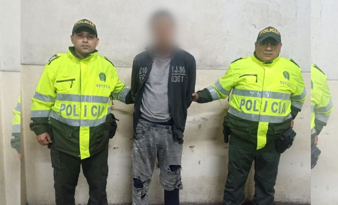 Un hombre fue capturado en flagrancia  hurtando varios elementos de una ferretería