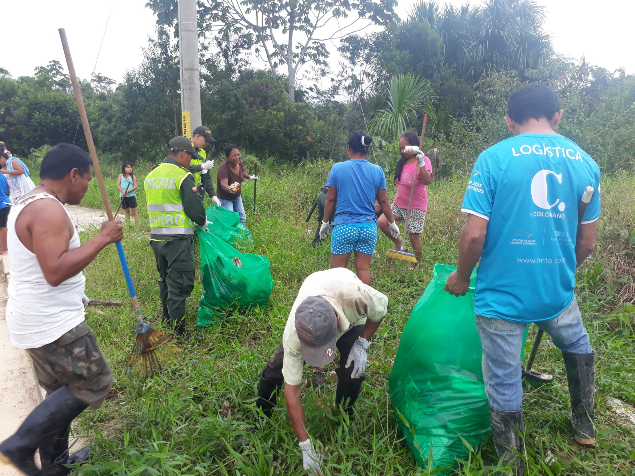 Se realiza jornadas de ornato 