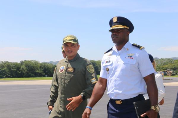 Dar a conocer las capacidades de este centro docente, infraestructura, medios logísticos y tecnológicos 