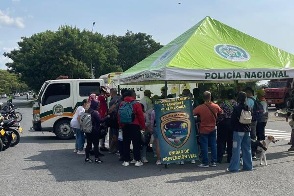 El departamento de policía valle da un balance positivo durante el plan retorno seguro, siempre presentes.