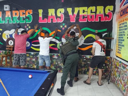 Planes de registro y control en billares.