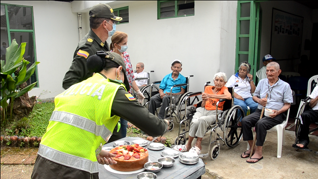 Con gran orgullo celebramos el cumpleaños No. 98 de don Felix