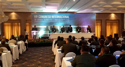 policia-colombia-congreso-tecnologia