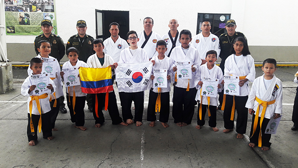 policia-colombia-subintendente-luis-carlos-fernandez-kapkido-popayan