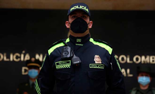 Nuevos uniformes policía