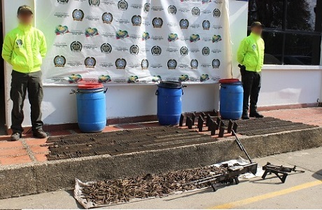 Se hallaron armas de fuego, más de 8.000 cartuchos y explosivos tipo Anfo
