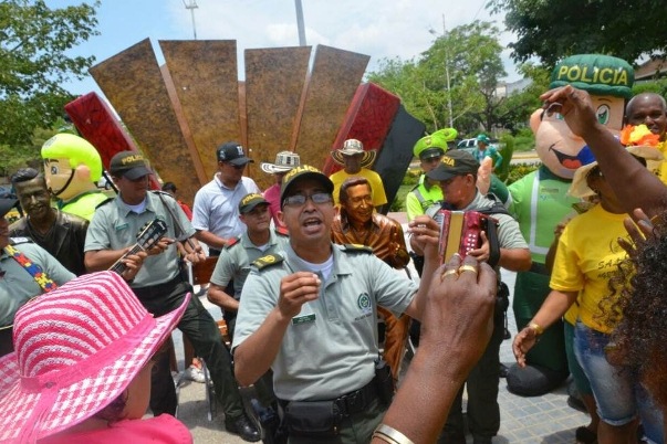 Policía-lleva-el-festival-a-los-parques-de-Valledupar