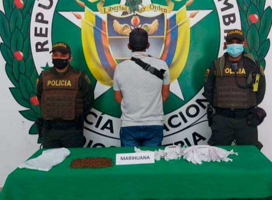 policia-magdalena-medio-capturado-papel