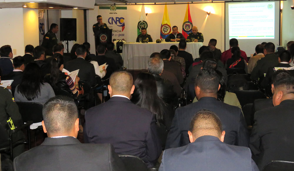  policia-socializa-codigo-policia-narino