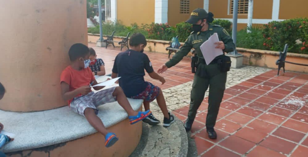 policia_bolivar_sigue_promoviendo_campanas_para_que_ciudadanos_conozcan_sus_derechos_y_deberes