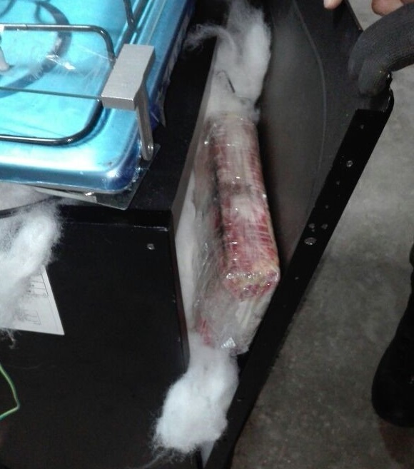 16.210 gramos de clorhidrato de cocaína se encontraron camuflados al interior de dos estufas.