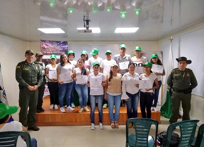 El curso contó con una intensidad de 120 horas y reunió a los estudiantes de los últimos años de los planteles educativos de San José del Guaviare.